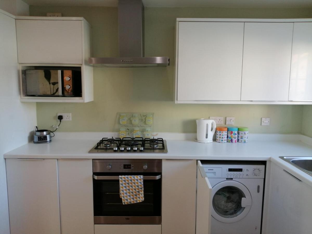 باري Spacious Townhouse With Sea Views Near Cardiff المظهر الخارجي الصورة
